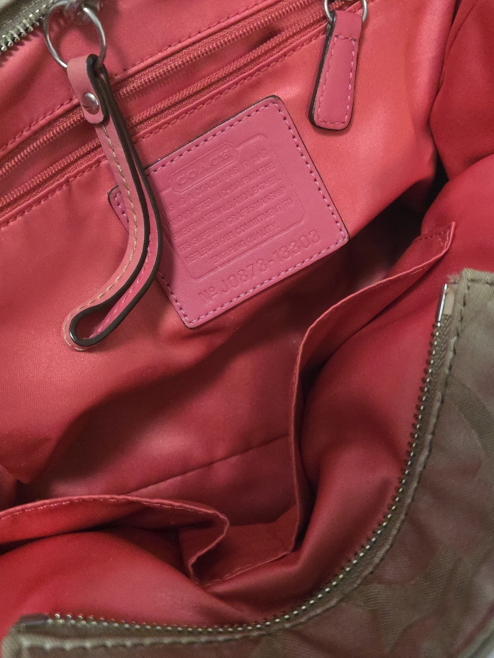 Coach Beige Canvas Shoulder Bag with Pink Trim - Picture 3 of 7